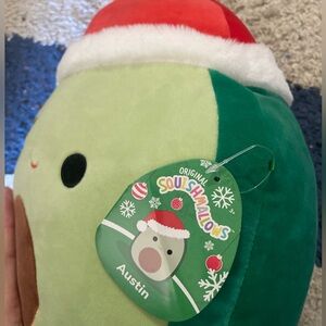 Austin the Avocado Christmas Squishmallow. NWT